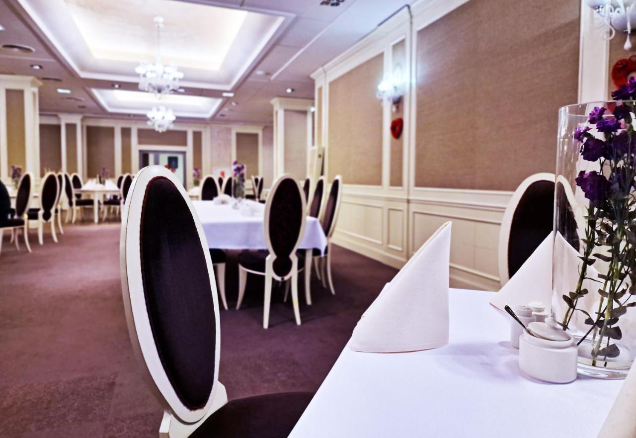 Hotel Prezydencki 3-Star Rzeszów Kültér fotó