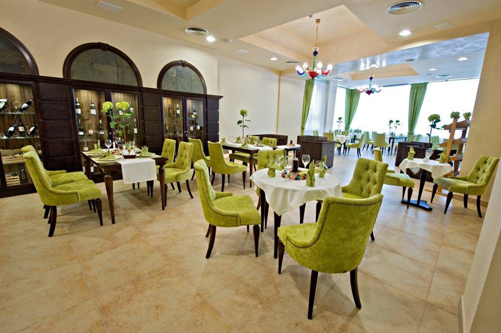 Hotel Prezydencki 3-Star Rzeszów Kültér fotó