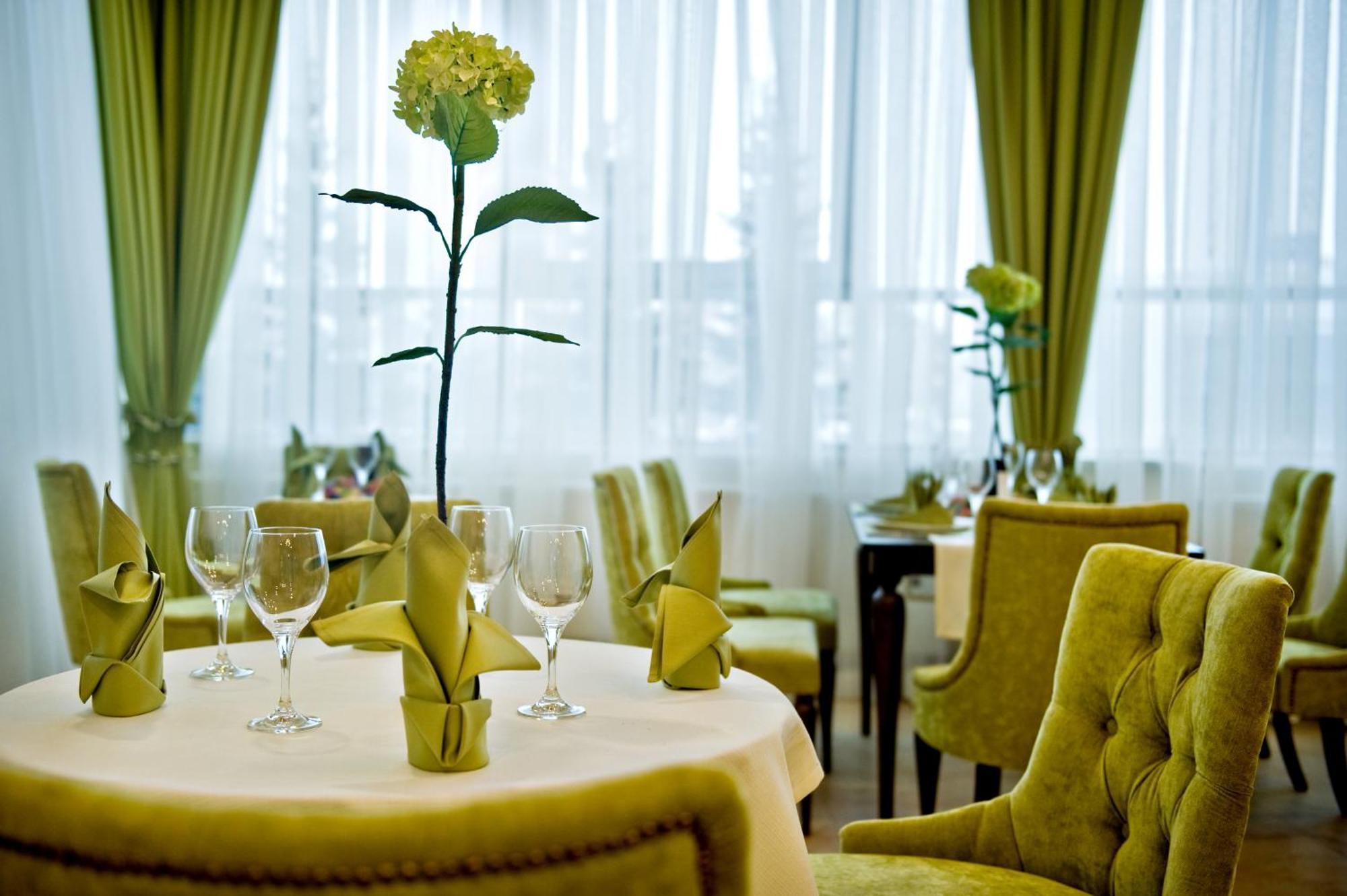 Hotel Prezydencki 3-Star Rzeszów Kültér fotó