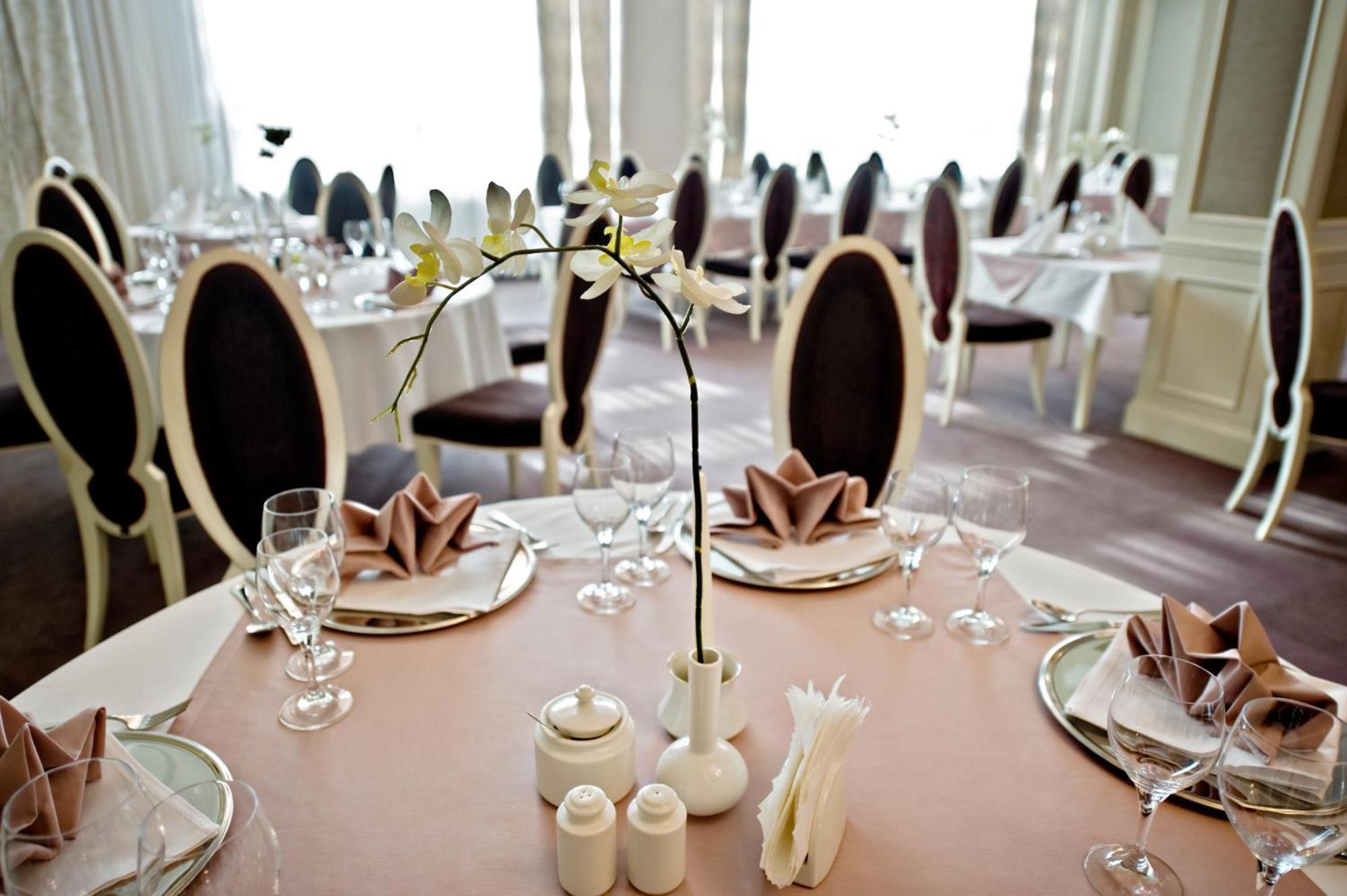 Hotel Prezydencki 3-Star Rzeszów Kültér fotó