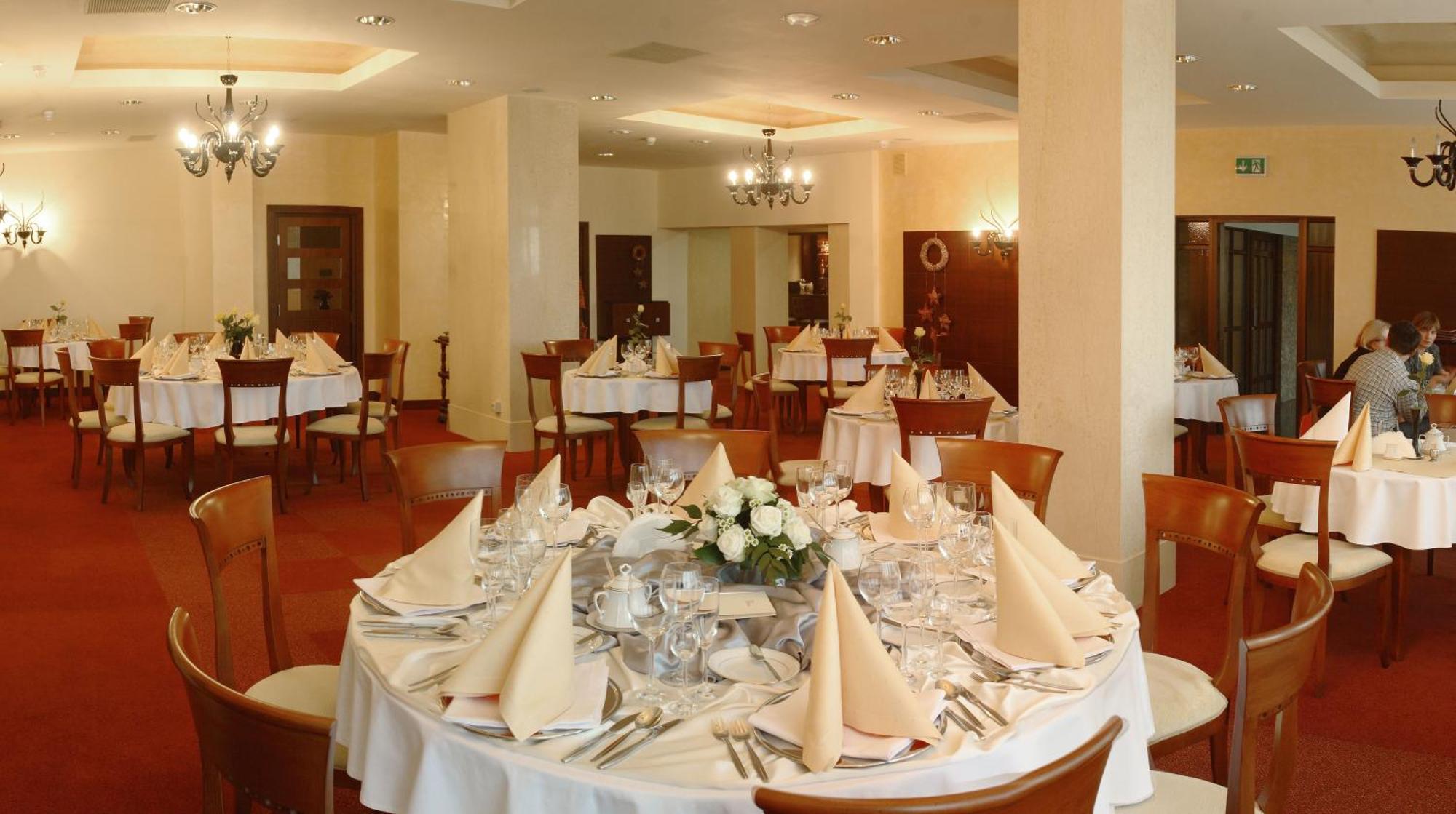 Hotel Prezydencki 3-Star Rzeszów Kültér fotó