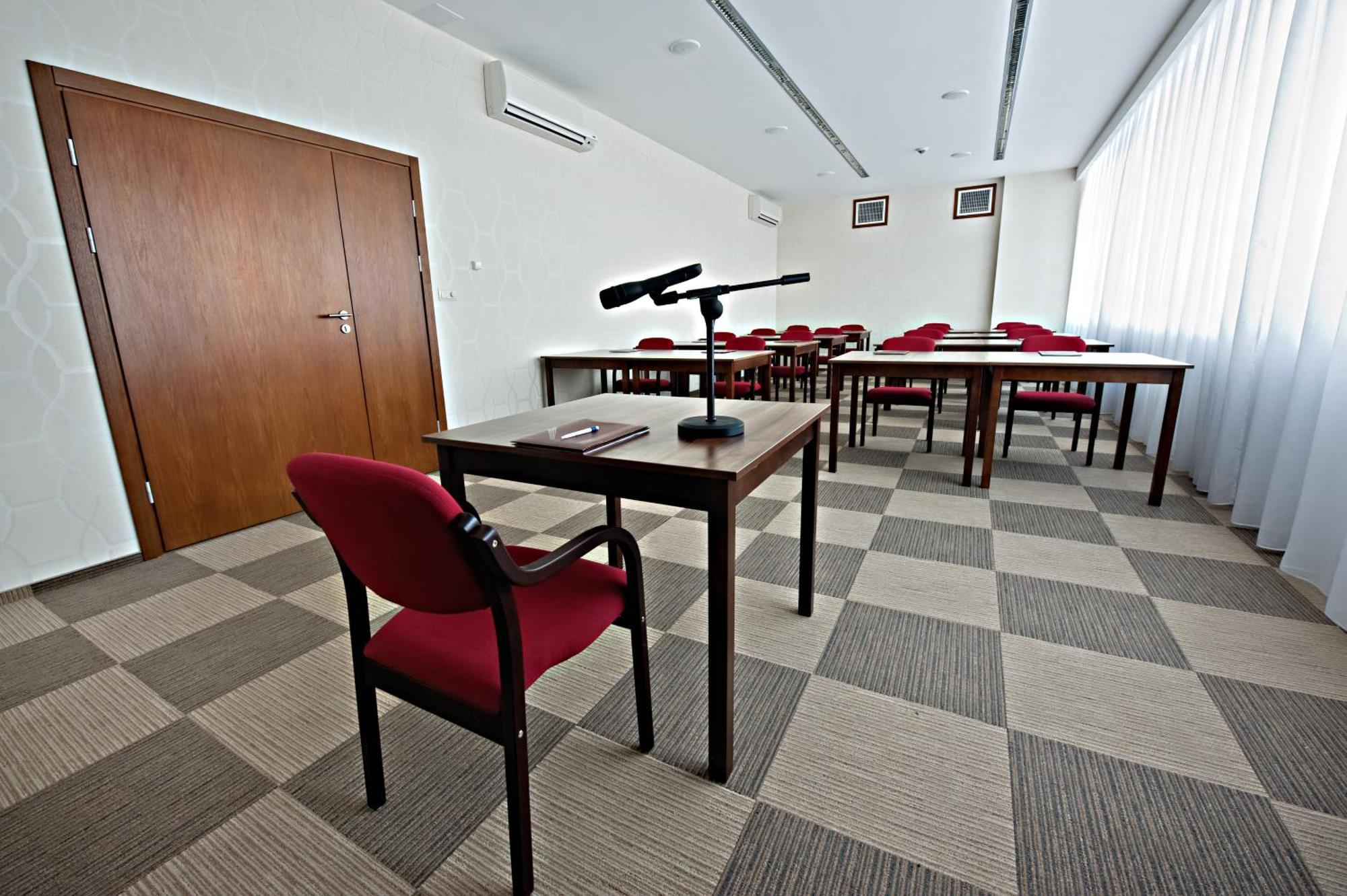 Hotel Prezydencki 3-Star Rzeszów Kültér fotó