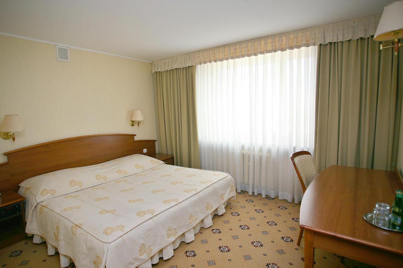 Hotel Prezydencki 3-Star Rzeszów Kültér fotó