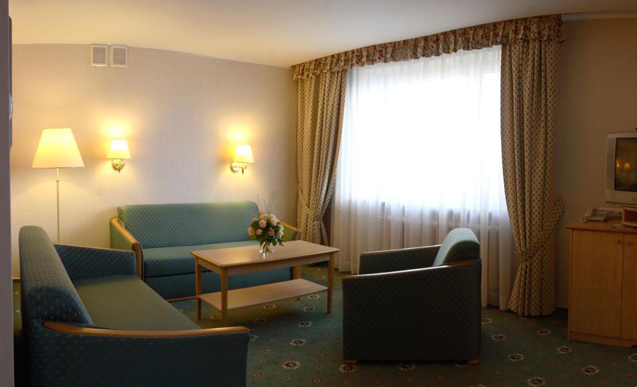 Hotel Prezydencki 3-Star Rzeszów Kültér fotó